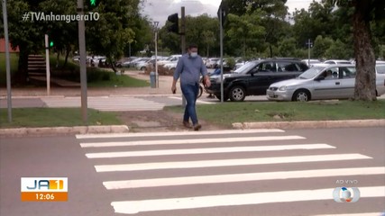 Agente de trânsito dá dicas de como evitar acidentes com pedestres