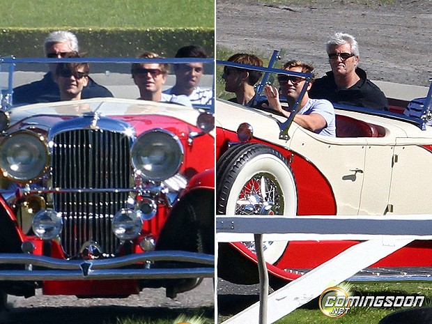 Leonardo DiCaprio e Tobey Maguire nos sets de 'O grande Gatsby' (Foto: Reprodução/ComingSoon)