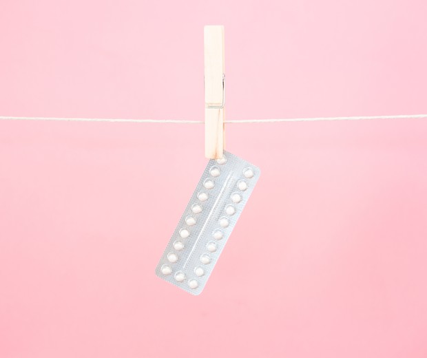 Quando uma mulher sabe que chegou o momento de "pendurar a pílula"? (Foto: Thinkstock)