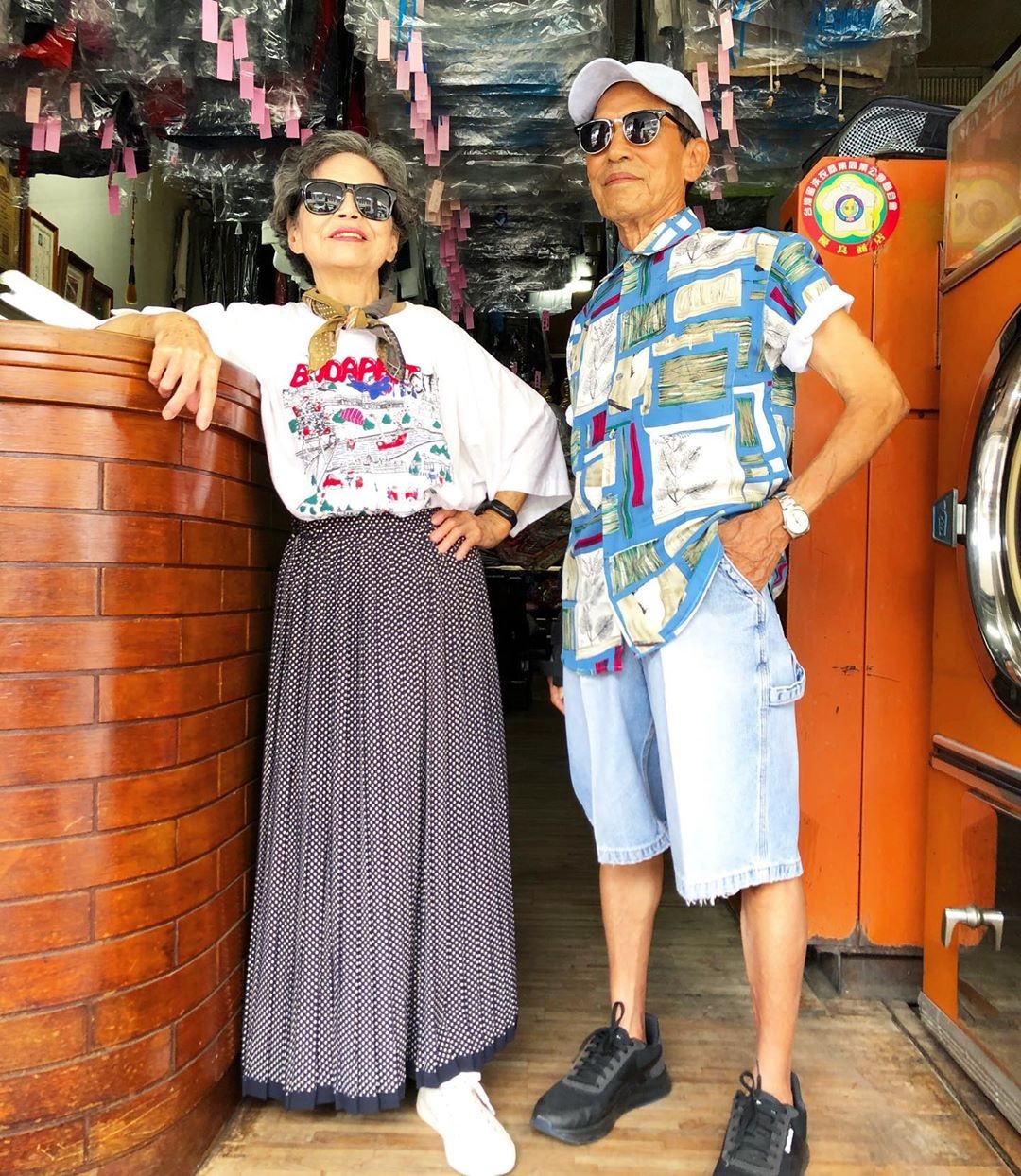 Casal de idosos vira modelo e viralizam na web por causa dos looks estilosos (Foto: reprodução/instagram)