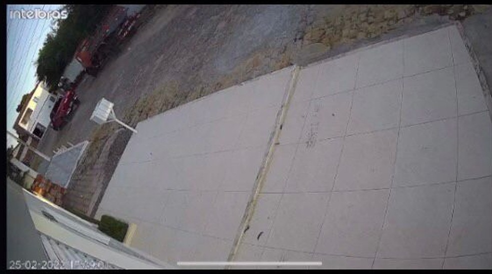 Homem morre após ser atropelado por carro quando estava sentado na porta de casa na BA — Foto: Redes Sociais