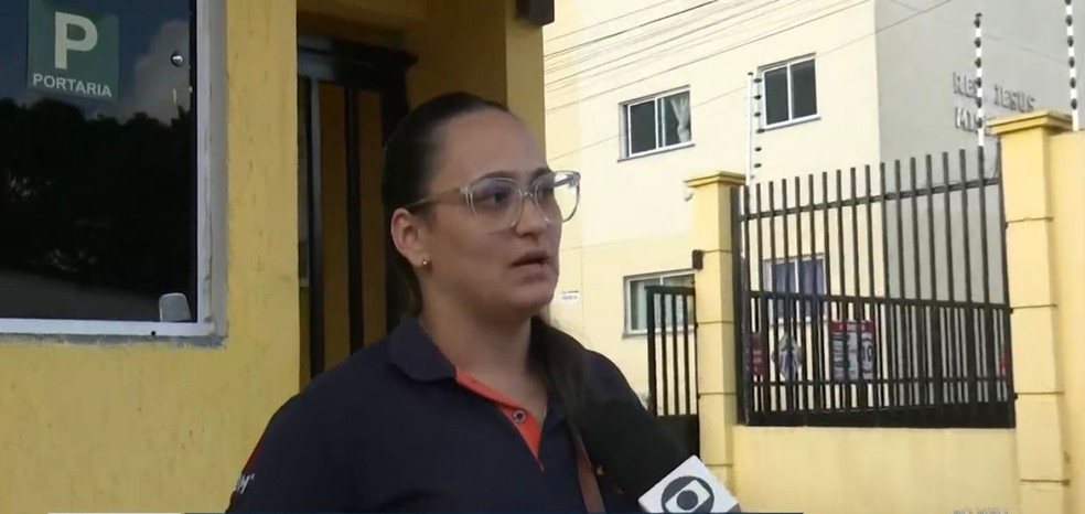 Juliana é companheira de Thallyta, mulher que conseguiu segurar a criança quando caiu do prédio — Foto: Reprodução/TV Cabo Branco