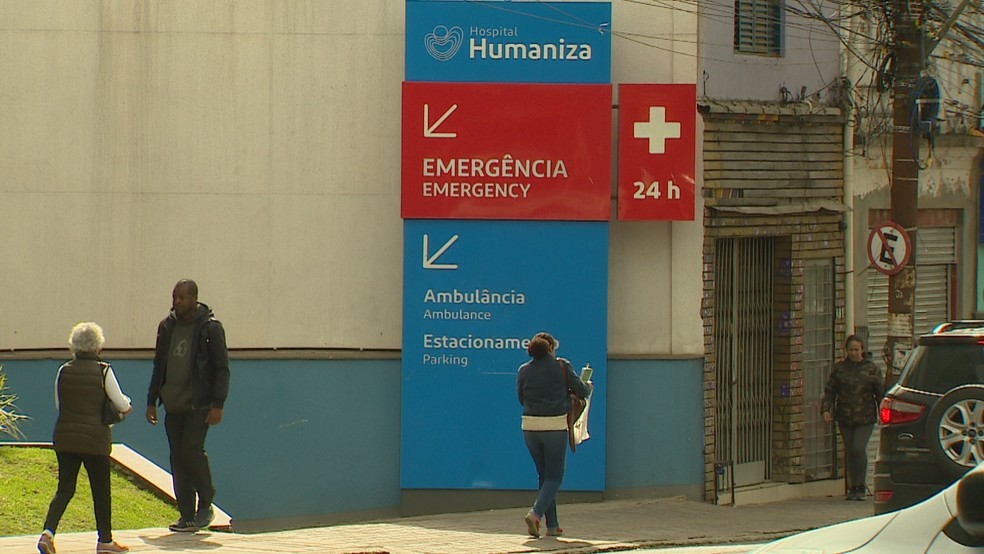 Entrada do Hospital Humaniza, em Porto Alegre — Foto: Reprodução/RBS TV
