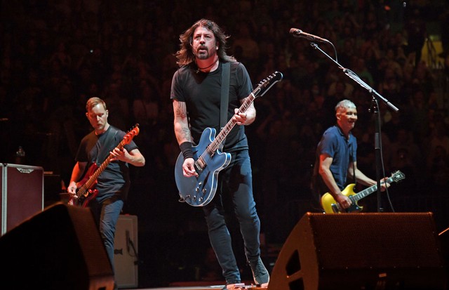 NEW YORK, NEW YORK - JUNE 20: Nate Mendel, Dave Grohl, and Pat Smear perform onstage as The Foo Fighters reopen Madison Square Garden on June 20, 2021 in New York City. The concert, with all attendees vaccinated, is the first in a New York arena to be hel (Foto: Getty Images for FF)