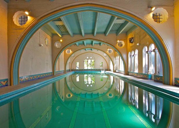 11 piscinas incríveis ao redor do mundo para conhecer (Foto: Divulgação e @AccidentallyWesAnderson/Instagram)