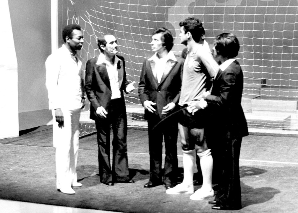 Pelé durante gravações do programa 'Os Trapalhões' — Foto: Acervo Grupo Globo