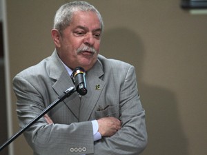 O ex-presidente Luiz Inacio Lula da Silva, durante discurso no Ministério do Desenvolvimento Social (Foto: Ueslei Marcelino/Reuters)