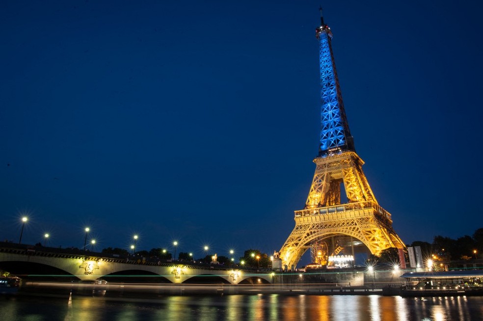 Torre Eiffel, em Paris, em 9 de maio de 2022; — Foto: AFP
