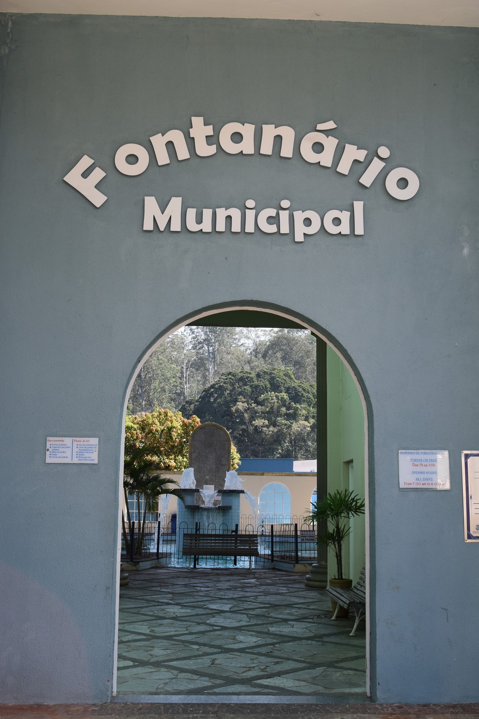 FontanÃ¡rio Municipal de Ãguas de SÃ£o Pedro â Foto: Fernando Jacomini/G1