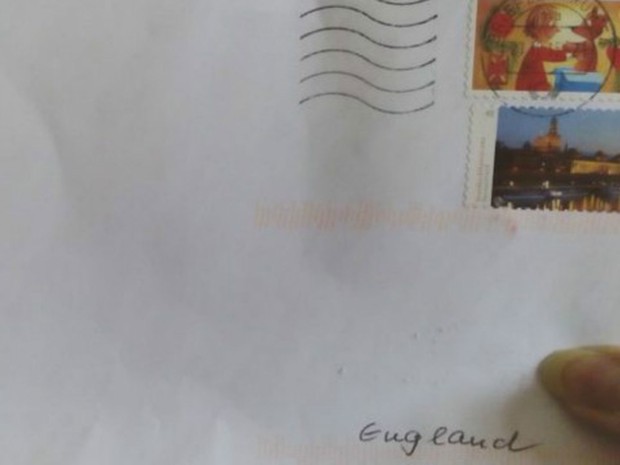 Envelope só tinha &#39;Inglaterra&#39; como destinatário (Foto: BBC/Paul Biggs)