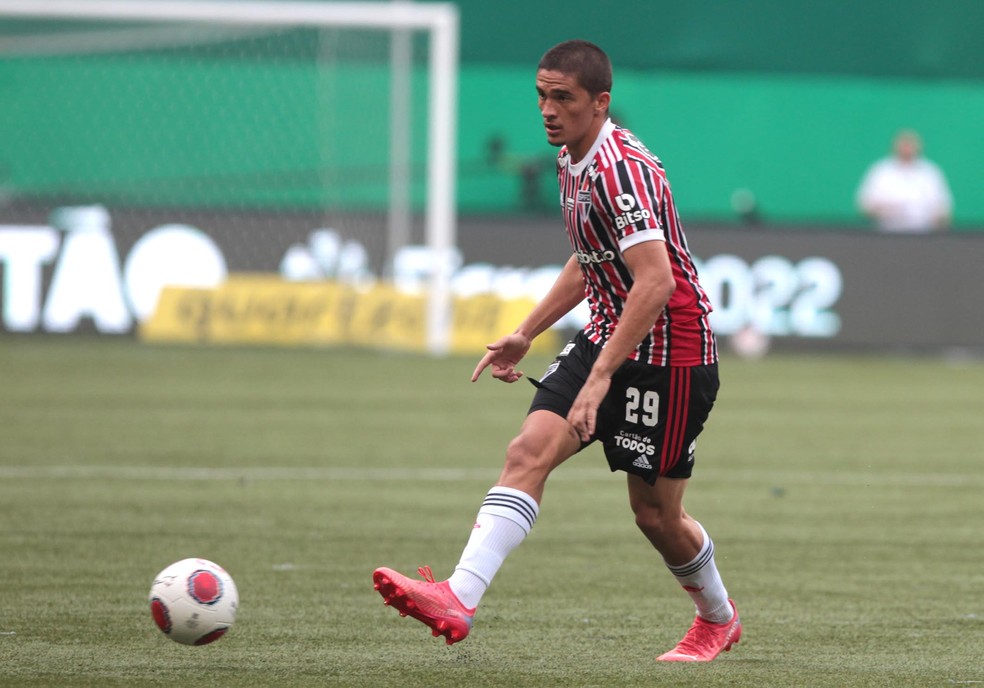 Pablo Maia na partida entre Palmeiras x São Paulo — Foto: Rubens Chiri / saopaulofc.net