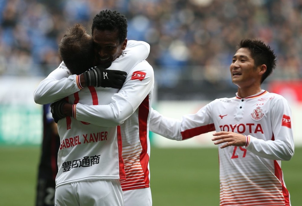 Após estreia com gol no Japão, Jô promete acompanhar Corinthians no Dérbi
