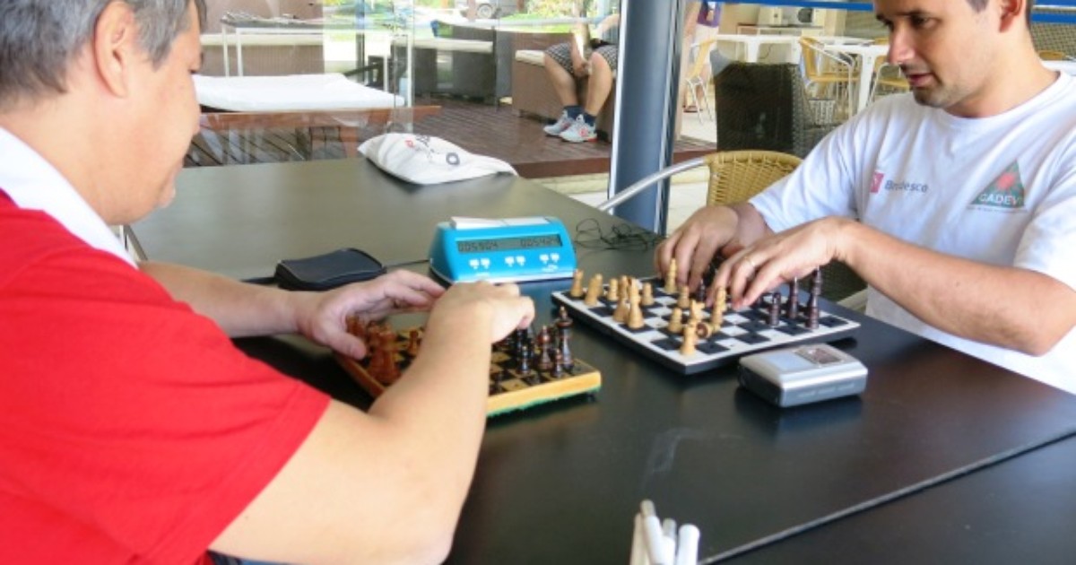Loja Civiam Xadrez e Damas Adaptado para Deficientes Visuais