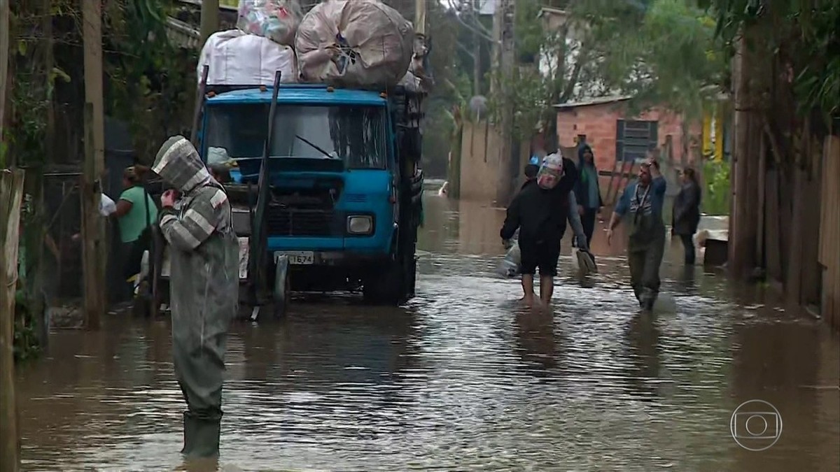 Chuva Causa Estragos Em Pelo Menos 30 Cidades E Deixa Mais De 71 Mil Pessoas Fora De Casa No Rs 