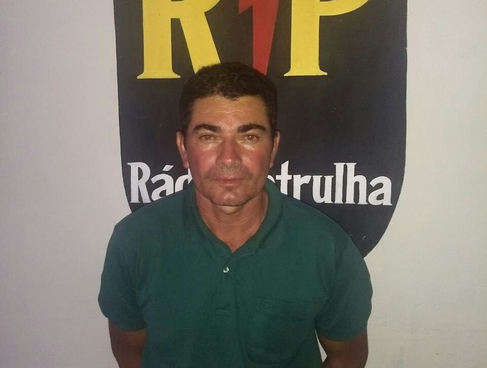 Pedreiro Marcondes Gomes da Silva, suspeito do desaparecimento de Iasmin Lorena, em Natal, foi preso no litoral potiguar (Foto: PM/DivulgaÃ§Ã£o)