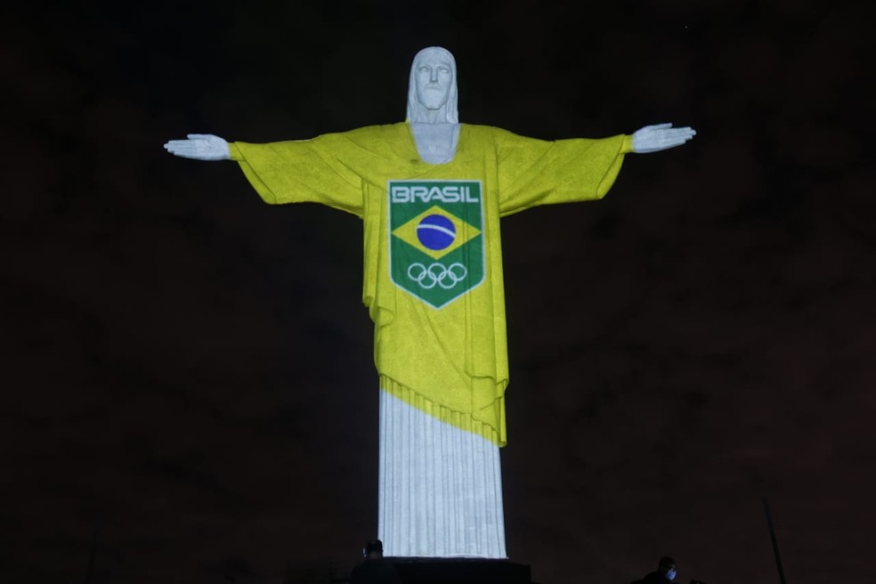 Cristo Redentor iluminação Tóquio 2020 — Foto: Júlio César Guimarães/COB
