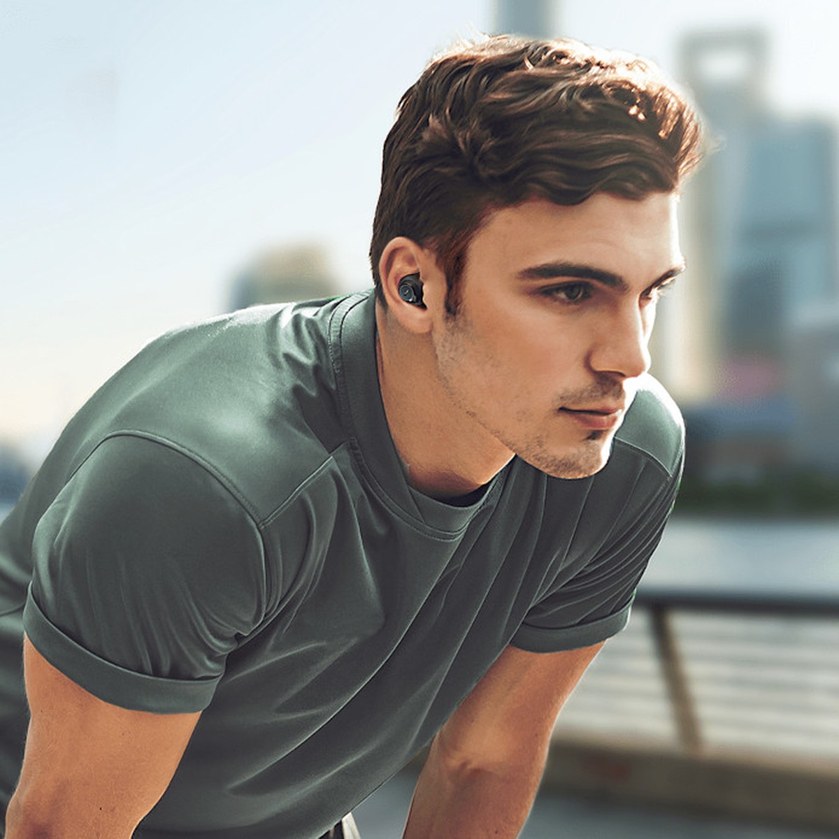 Novo fone Anker no Brasil promete até 100 horas de bateria; veja preço