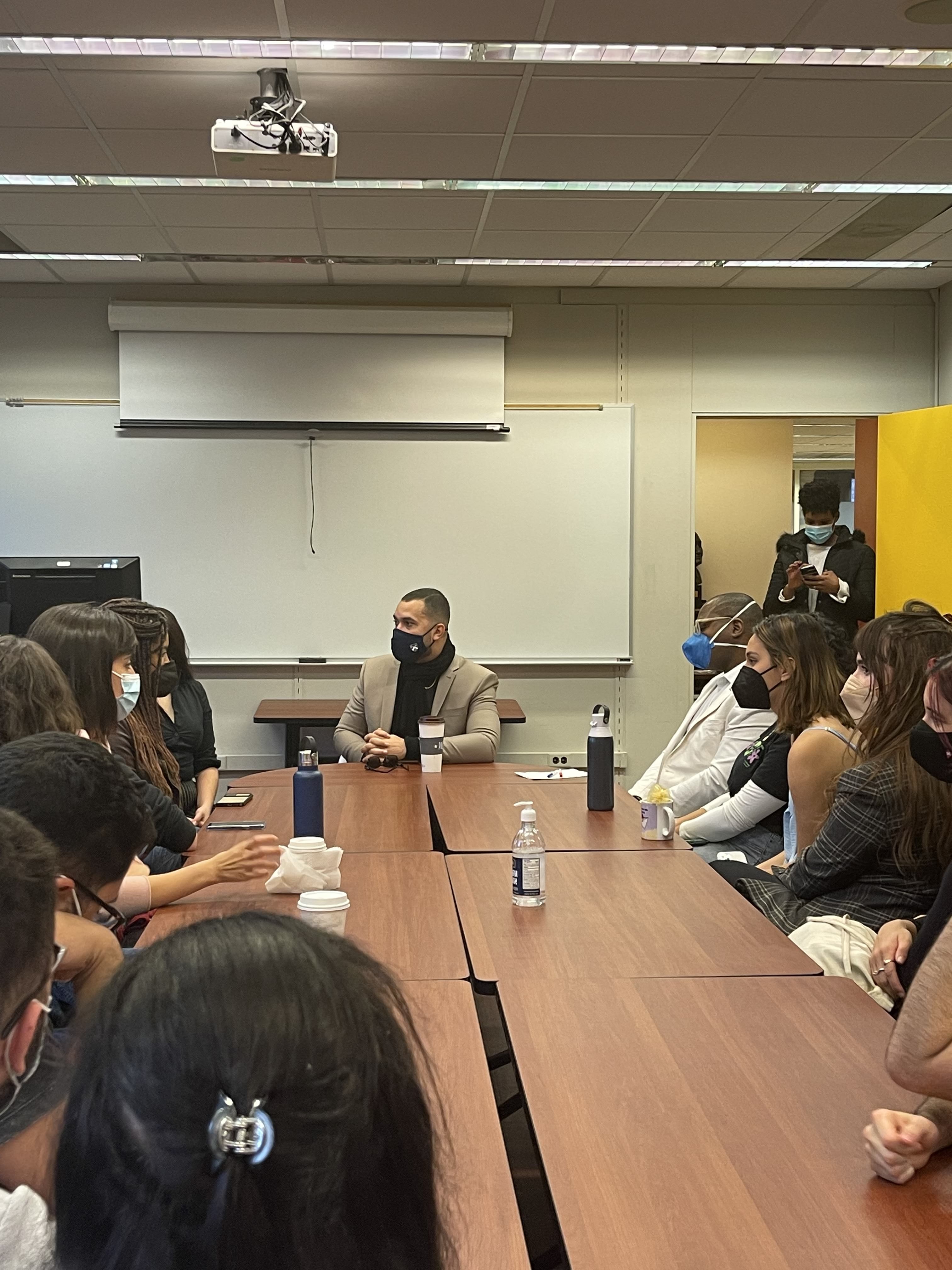 Para los estudiantes brasileños, Gil do Vigor abogó por una academia más abierta y flexible (Foto: Ediclenio Bernardo)