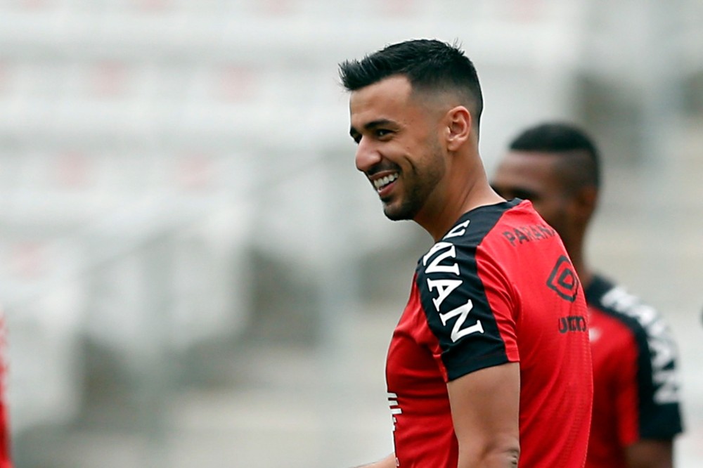 Voltando ao Corinthians, Camacho pode ser novamente emprestado ao Athletico-PR; entenda