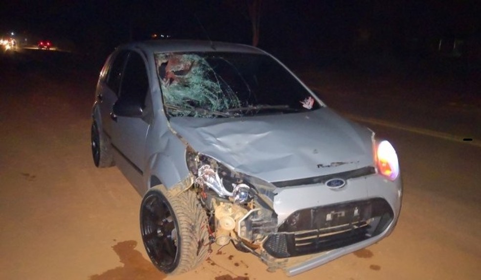 Motorista abandonou o carro e fugiu do local do crime, segundo a polícia — Foto: Alexandre Lima/Arquivo pessoal