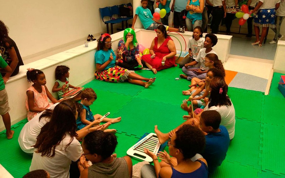 Mães de crianças autistas se unem para conseguir atendimentos de saúde e  educação em Salvador | Bahia | G1