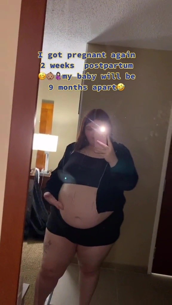 O vídeo que ela postou contando que engravidou duas semanas após o nascimento do primeiro bebê viralizou (Foto: Reprodução/ TikTok)
