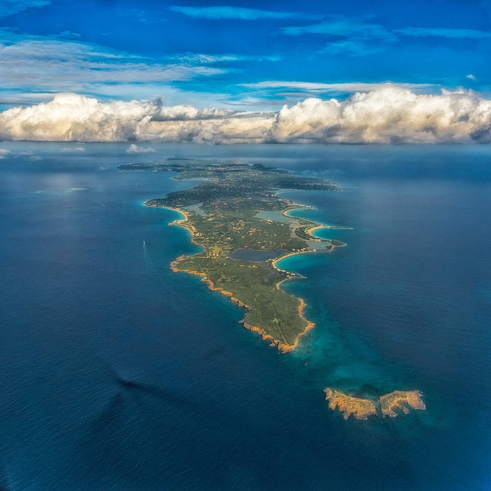 Imagem aérea de Anguila, território britânico no Caribe, em foto sem data — Foto: Agnes Etchegoyen/Turismo Anguila