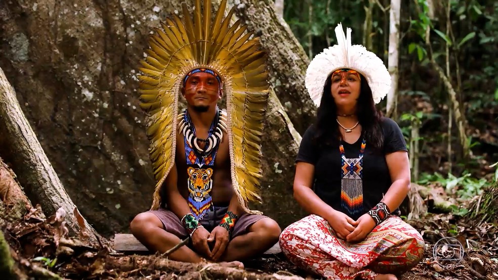 Txãdá e Daosha são indígenas do povo Shawãdawa, no Acre — Foto: Reprodução TV Globo