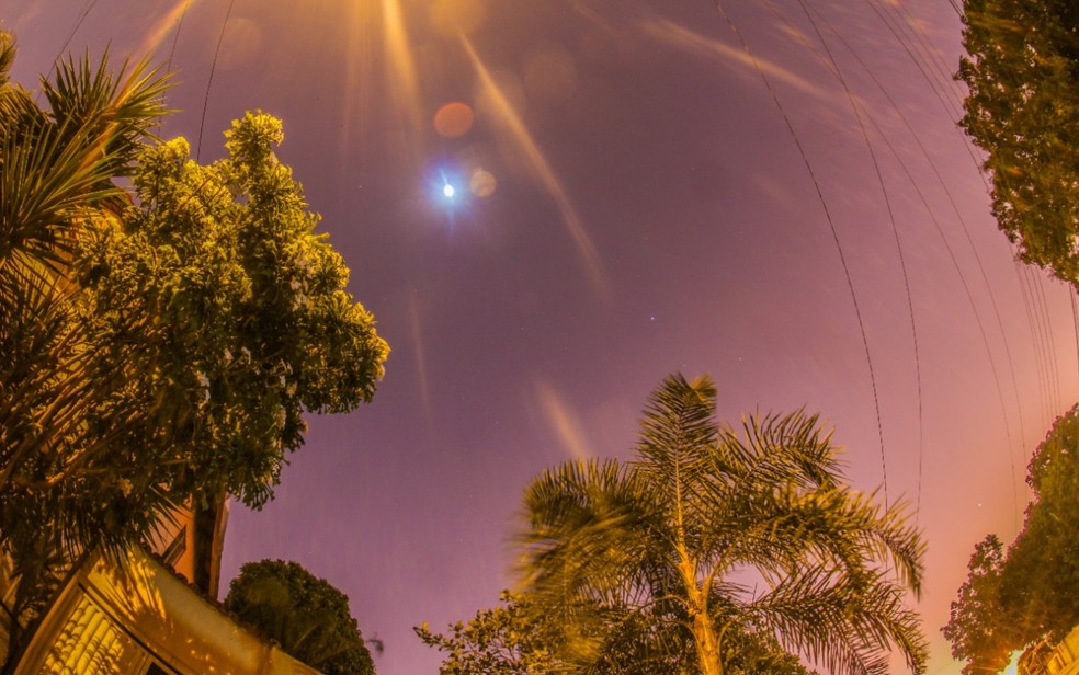 Astrônomo registra alinhamento de planetas e lua no céu em Goiânia — Foto: Arquivo Pessoal/Clayton Gubio
