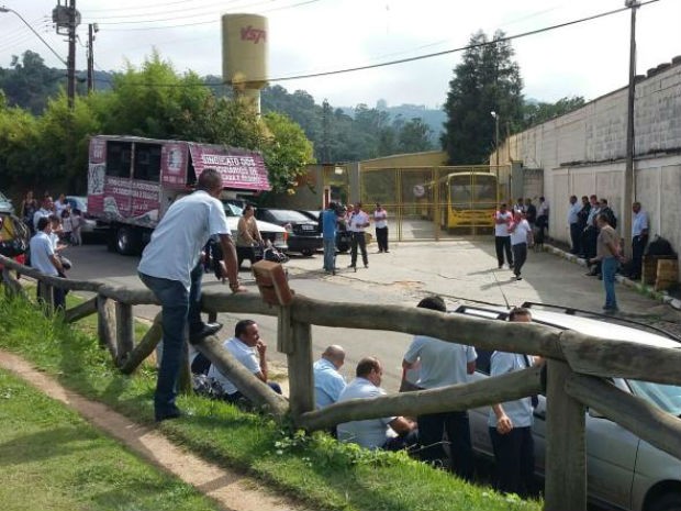 Motoristas de ônibus de São Roque entram em greve (Foto: Divulgação / São Roque Notícias)
