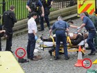 Atentado deixa cinco mortos e 40 feridos no centro de Londres