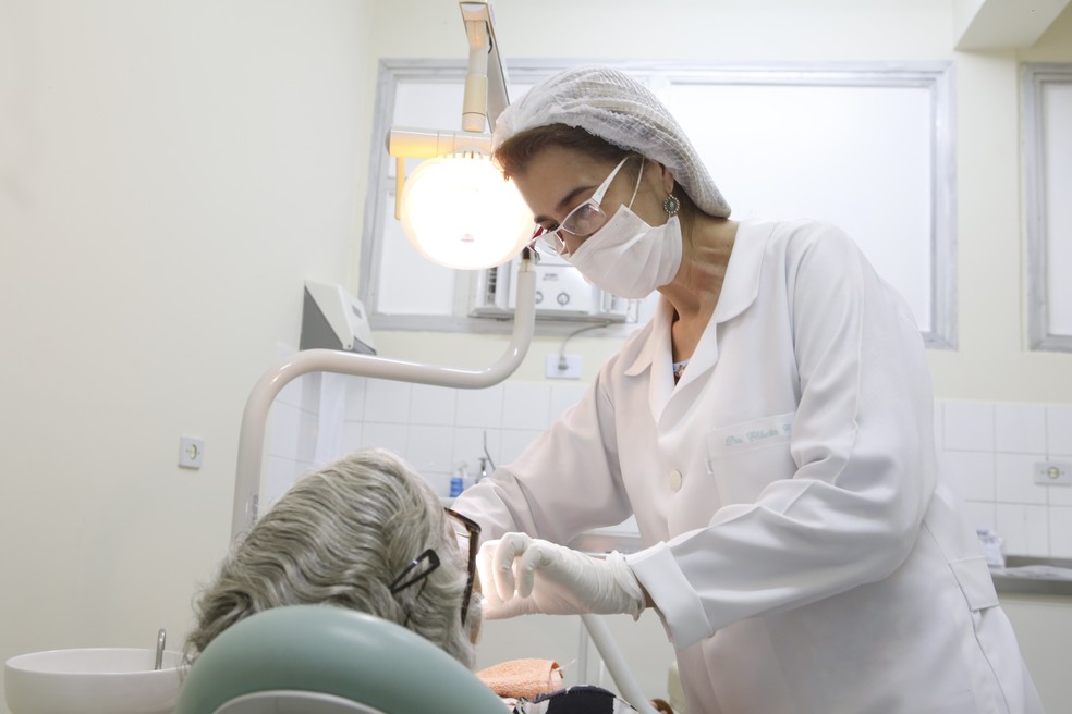 Atendimentos odontol&oacute;gicos retornar&atilde;o em Guaruj&aacute; nesta segunda-feira (13) &mdash; Foto: Divulga&ccedil;&atilde;o/Prefeitura de Guaruj&aacute;