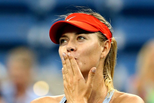 NEW YORK, NY - AUGUST 27:  Maria Sharapova of Russia celebrates defeating Alexandra Dulgheru of Romania after their women's singles second round match on Day Three of the 2014 US Open at the USTA Billie Jean King National Tennis Center on August 27, 2014  (Foto: Getty Images)