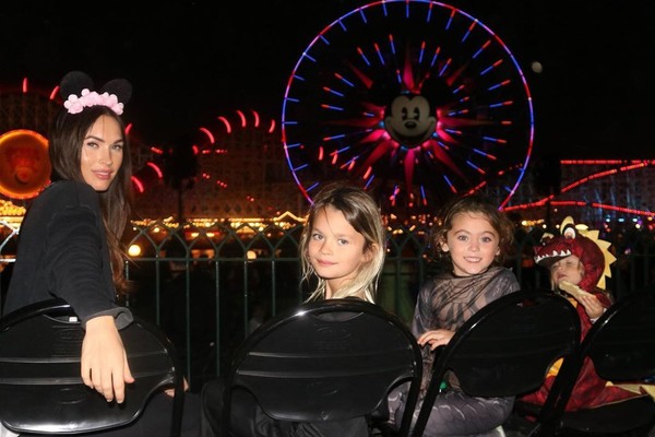 Megan Fox e os filhos da Disney (Foto: Reprodução/Instagram)