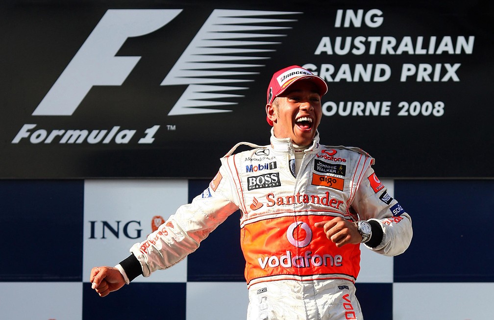 Lewis Hamilton venceu o GP da Austrália de 2008 ainda pela McLaren — Foto: PA Images via Getty Images