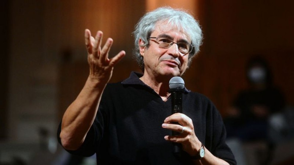 Carlo Rovelli em outubro de 2020, durante apresentação na Universidade de Bolonha, na Itália — Foto: Roberto Serra/Iguana Press/Getty Images via BBC