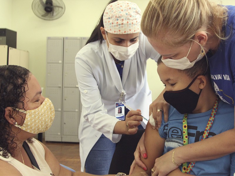 Vale do Aço tem média de 6% das crianças com ciclo vacinal completo contra a Covid-19