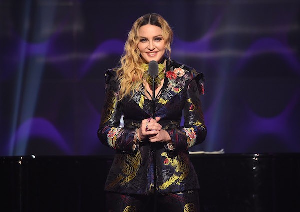 A cantora Madonna durante seu discurso no Billboard Music Awards (Foto: Getty Images)