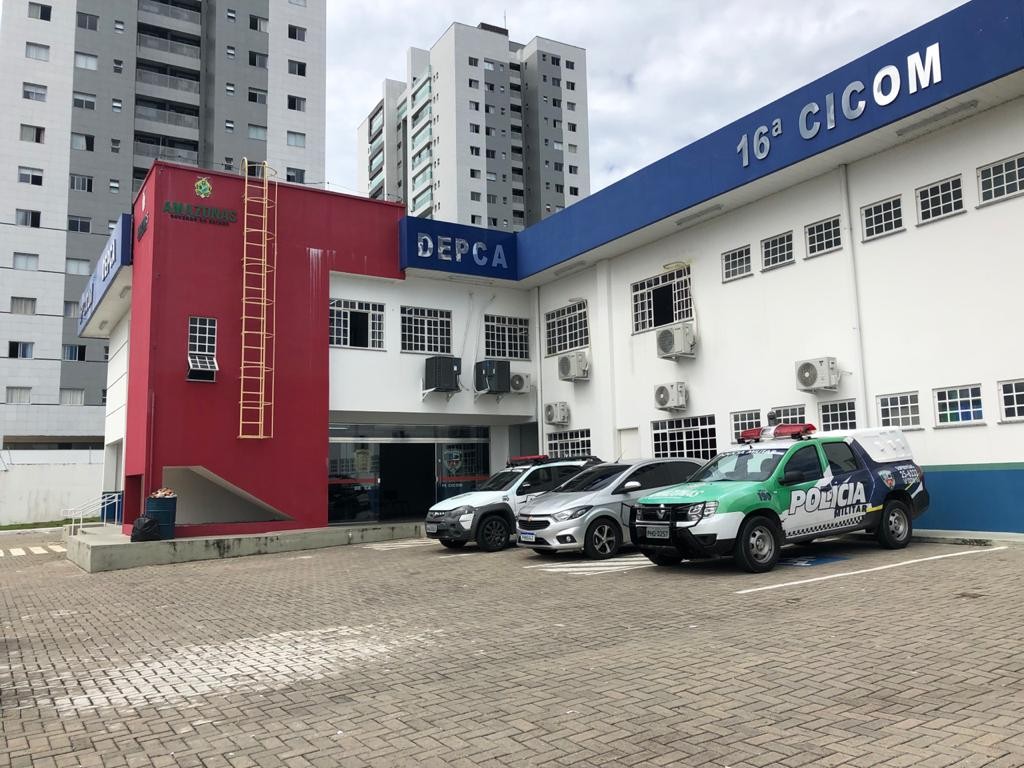 Homem é preso após invadir casa e agredir filha da ex-mulher em Manaus