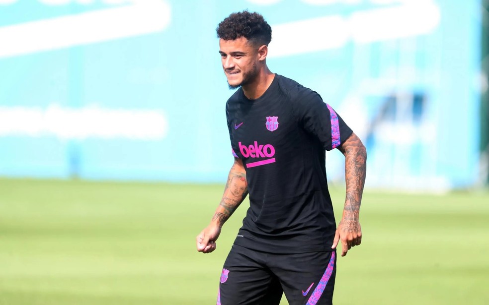 Philippe Coutinho, em treino do Barcelona na véspera da partida contra o Bayern: expectativa é pelo retorno do brasileiro — Foto: Miguel Ruiz/FC Barcelona