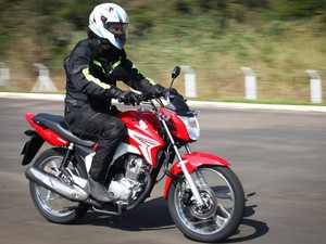 Como escolher o macacão de moto ideal para pilotar