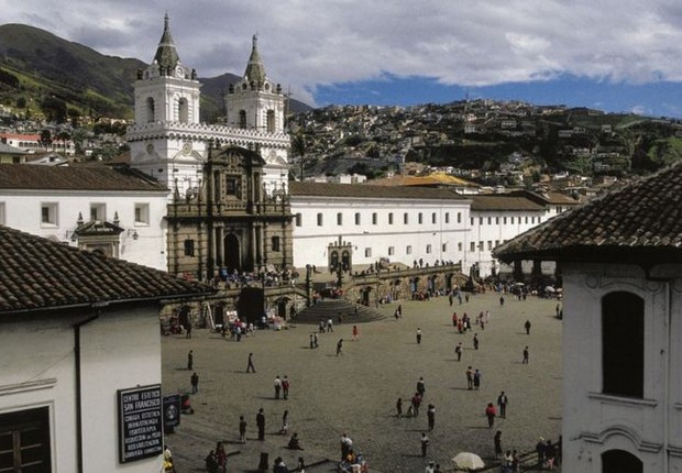 Quito foi declarada Patrimônio da Humanidade pela UNESCO há 43 anos (Foto: Getty Images via BBC)