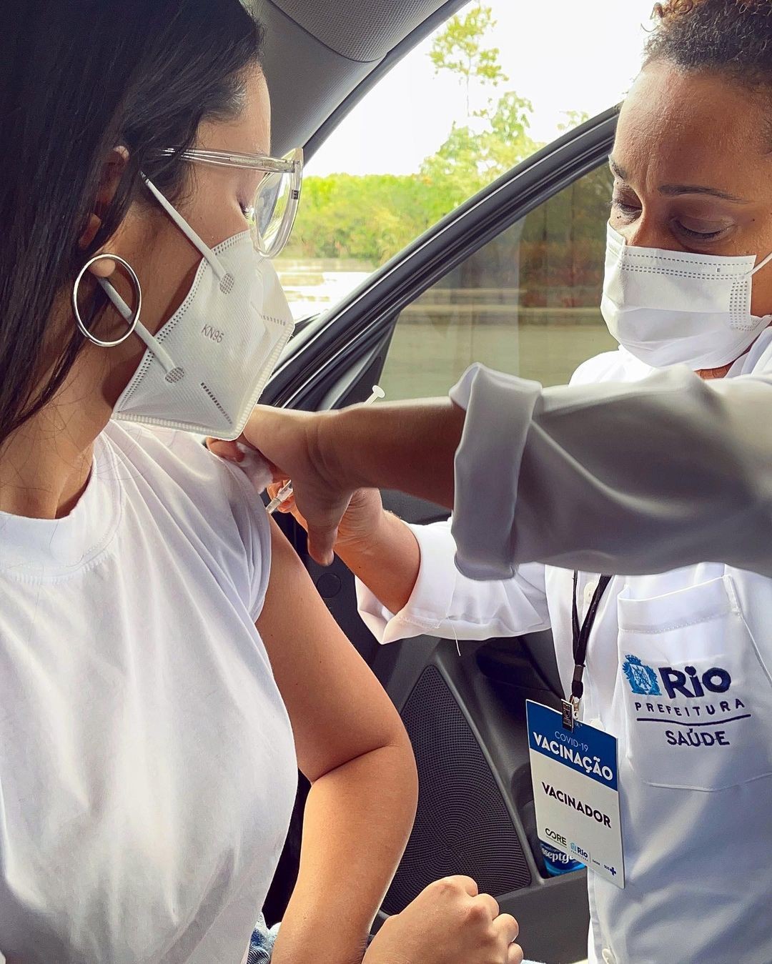 Juliette Freire é vacinada contra a covid-19 (Foto: Reprodução/Instagram)
