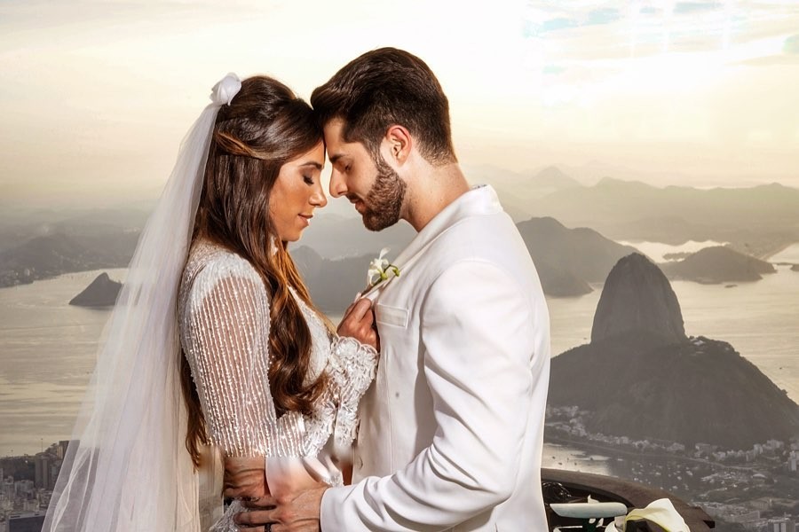 Alok e Romana Novais se casam aos pés do Cristo Redentor, no Rio de Janeiro (Foto:  Reprodução/Instagram)