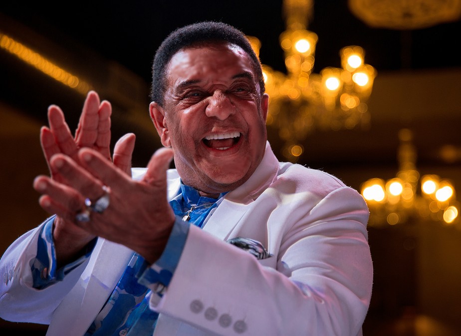 Agnaldo Timóteo fica imortalizado na galeria dos cantores de vozes exacerbadas