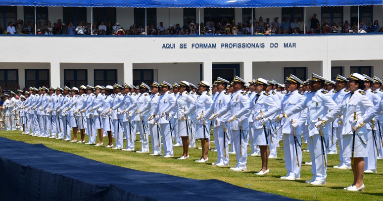 Marinha terá que admitir mulher trans barrada em concurso por 'deficiência' | Lauro Jardim - O Globo - Globo