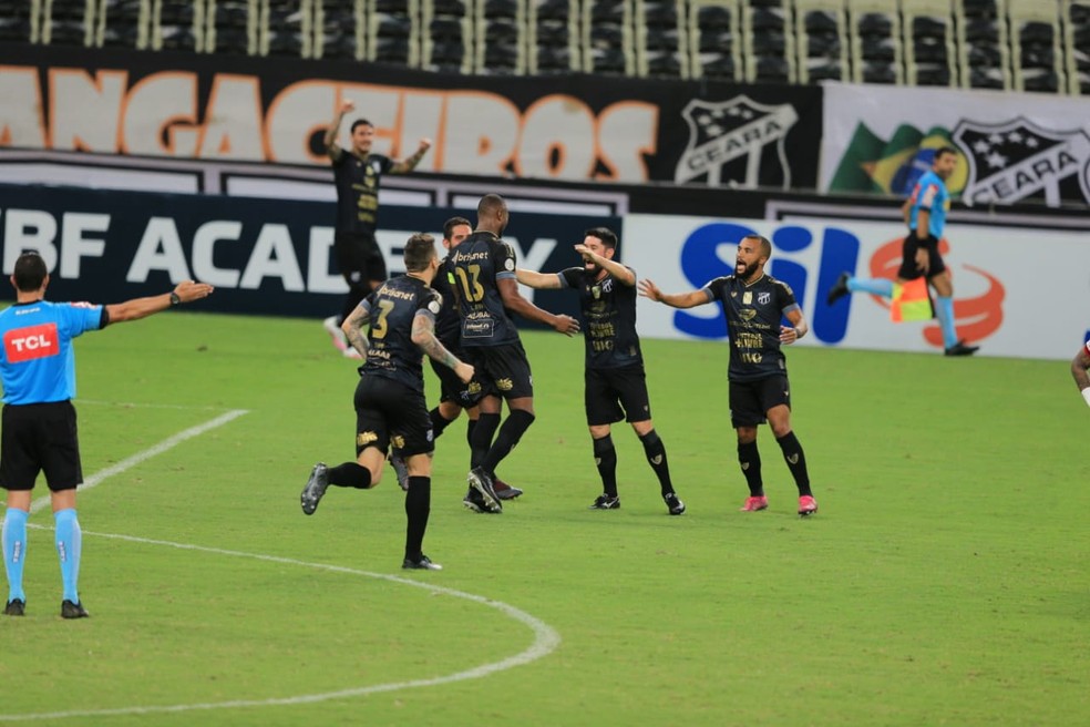 Ceará x Flamengo — Foto: Kid Jr/SVM