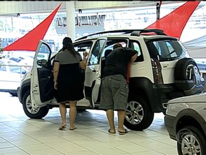 Além das peças de reposição: o que considerar ao comprar um carro?