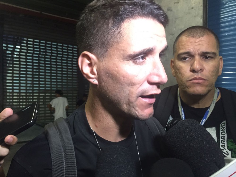 Thiago Neves comemora artilharia e avalia Liberta: Não tem nenhum bicho papão
