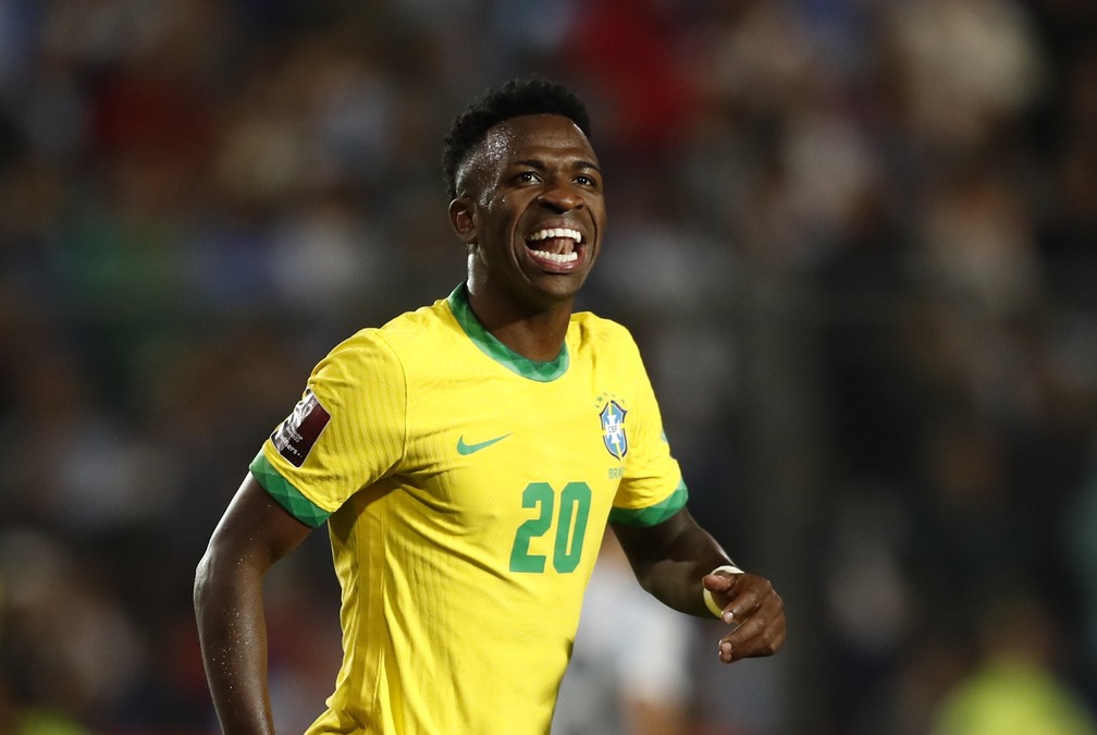 Vinicius Junior fez seu primeiro jogo inteiro pelo Brasil. E logo em um clássico contra a Argentina — Foto: Agustin Marcarian/Reuters